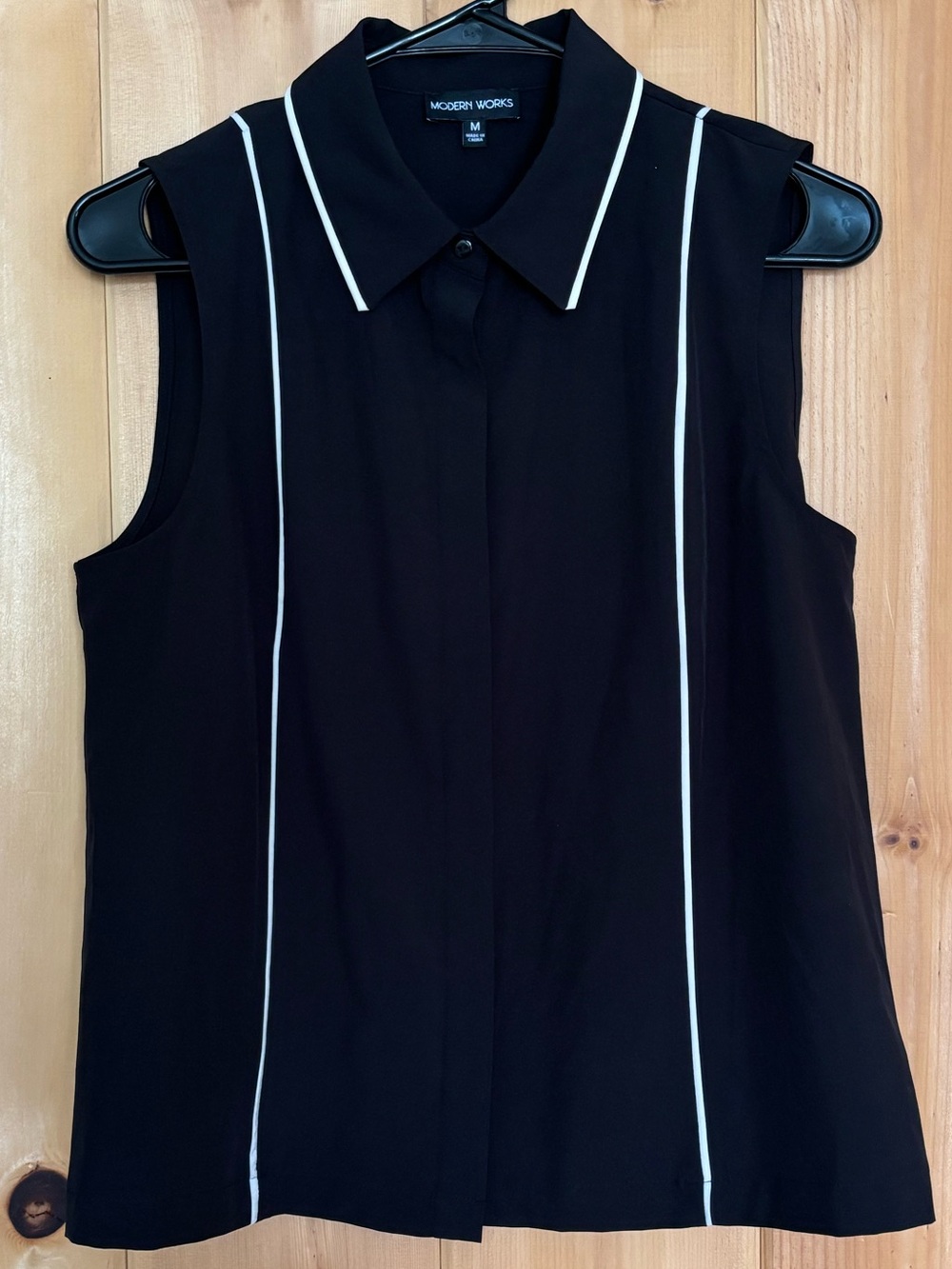 Modern Works Sleeveless Collared Button-Up Blouse Black White M Contrast Trim